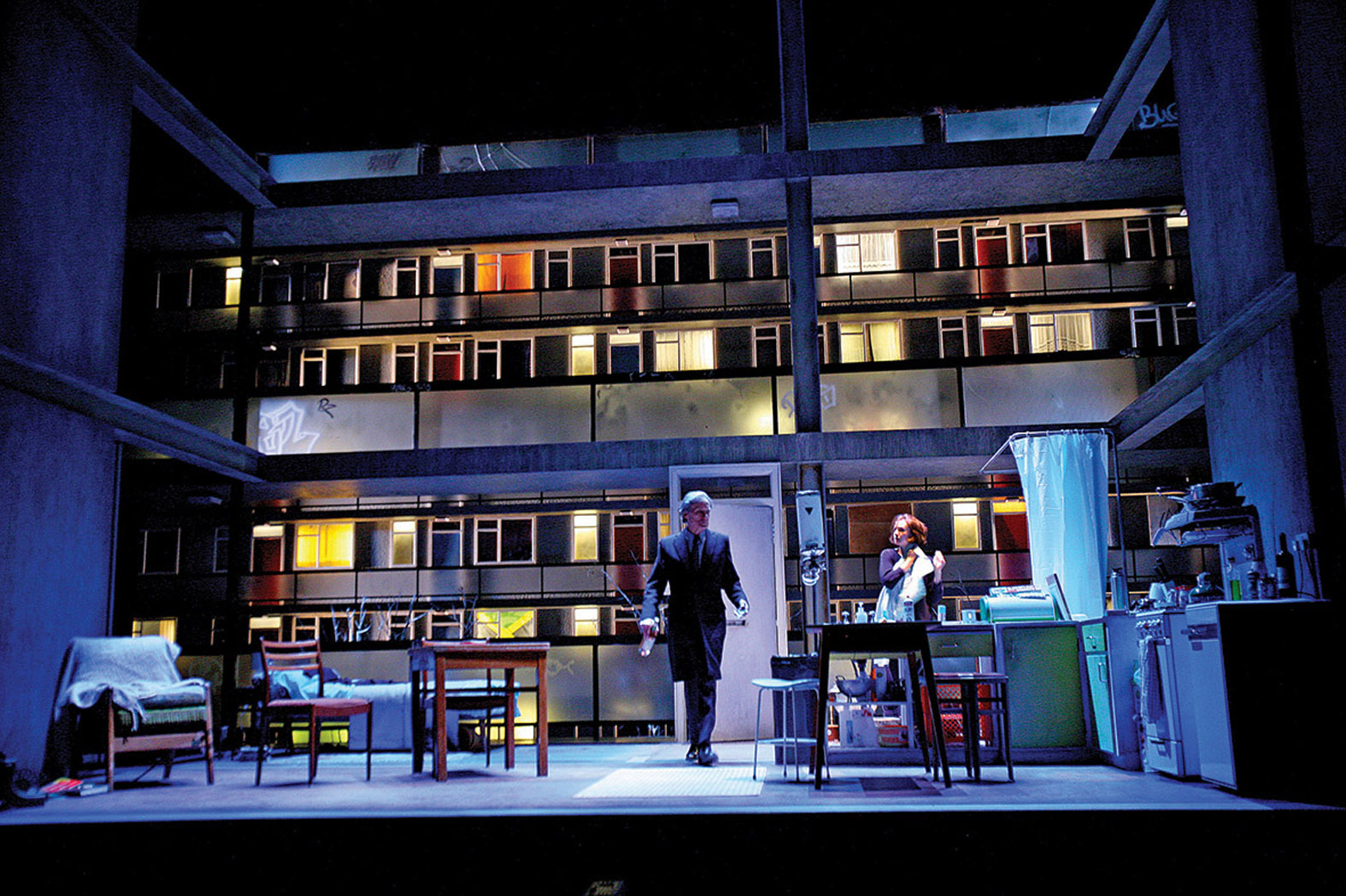 National Theatre Live: Skylight (15)